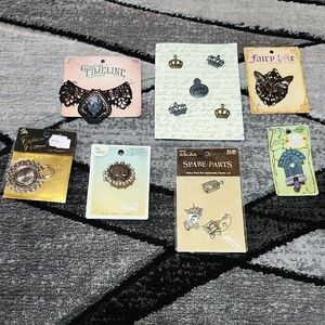 VINTAGE ASSORTED JEWELRY MAKING CHARMS- PENDANTS- CREATE- CUSTOM